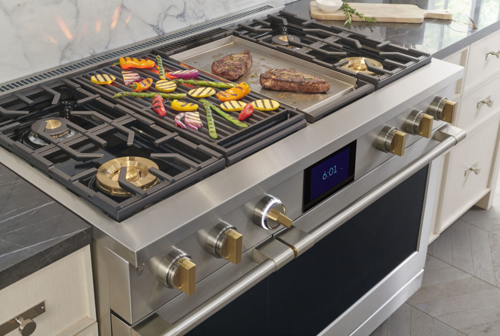 LCD panel helps navigate precise cooking with this modern oven appliance in the kitchen