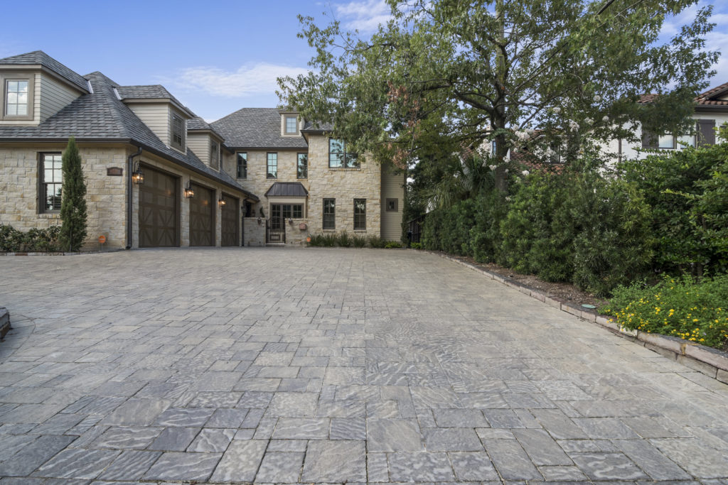 pavers add great curb appeal to a home