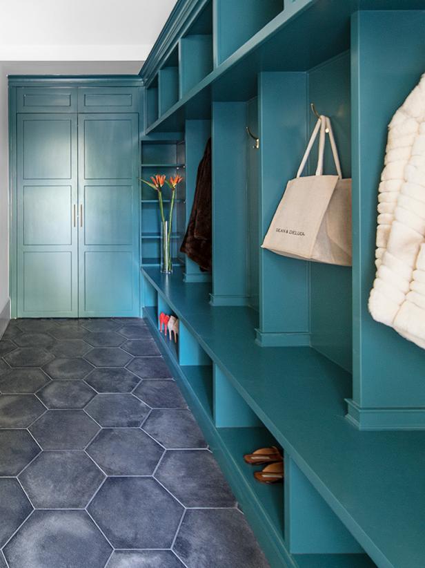 bold paint and dark floors in mudrooms